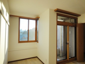 水廻り設備を中心にリフォーム、明るく開放的なキッチンに! 水廻り設備を中心にリフォーム、明るく開放的なキッチンに!